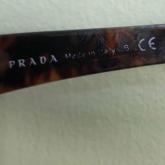 Prada tortoise shell sunglasses - Picture 6 of 8